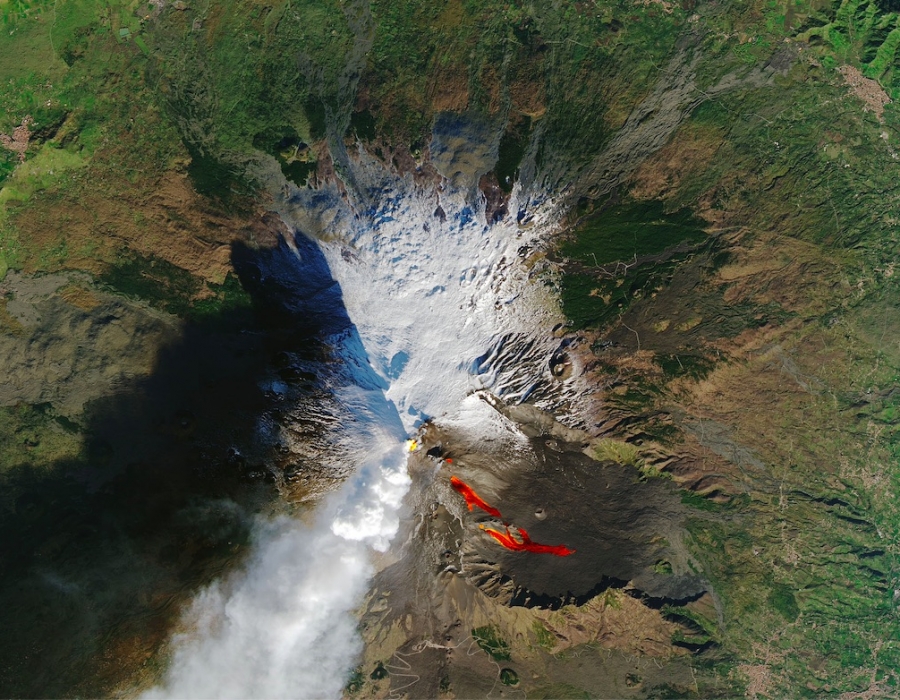 Etna Awakens on its Side - NASA EO image of the day 2 February 2019