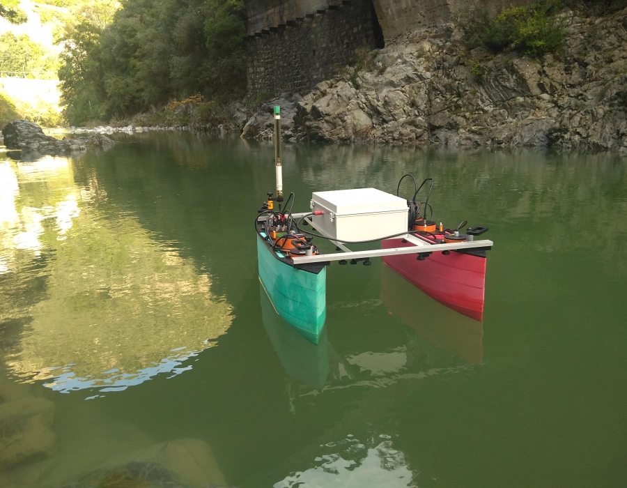Rilievo batimetrico in acque basse