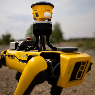 Alleanza per combinare robot e tecnologia GNSS per le costruzioni