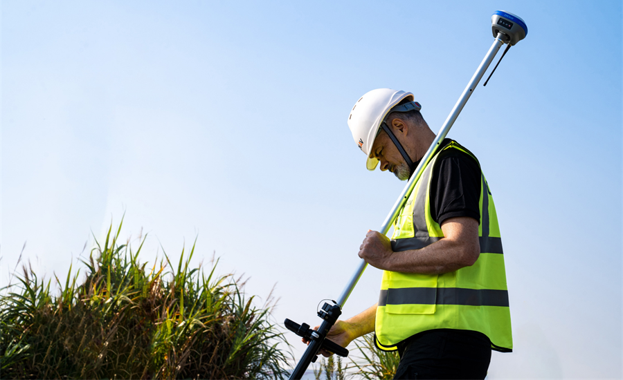 CHC Navigation Introduces the i73+ Pocket-sized GNSS Base and Rover with Built-in UHF Modem