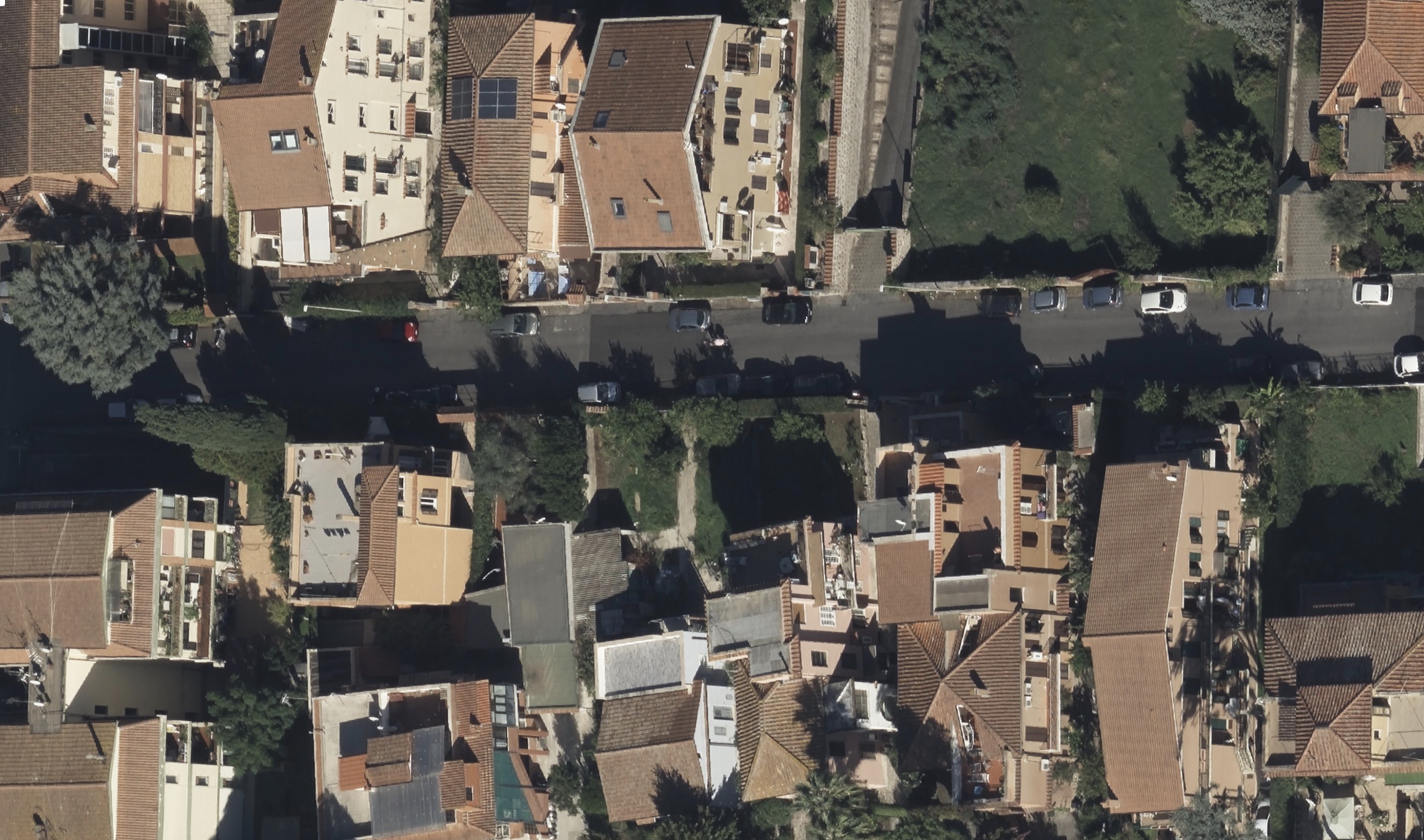 Mappa urbana di Roma con riquadri di fotogrammi aerei ad alta risoluzione del Progetto GeoRoma consultabili tramite Aerofototeca di Roma Capitale.
